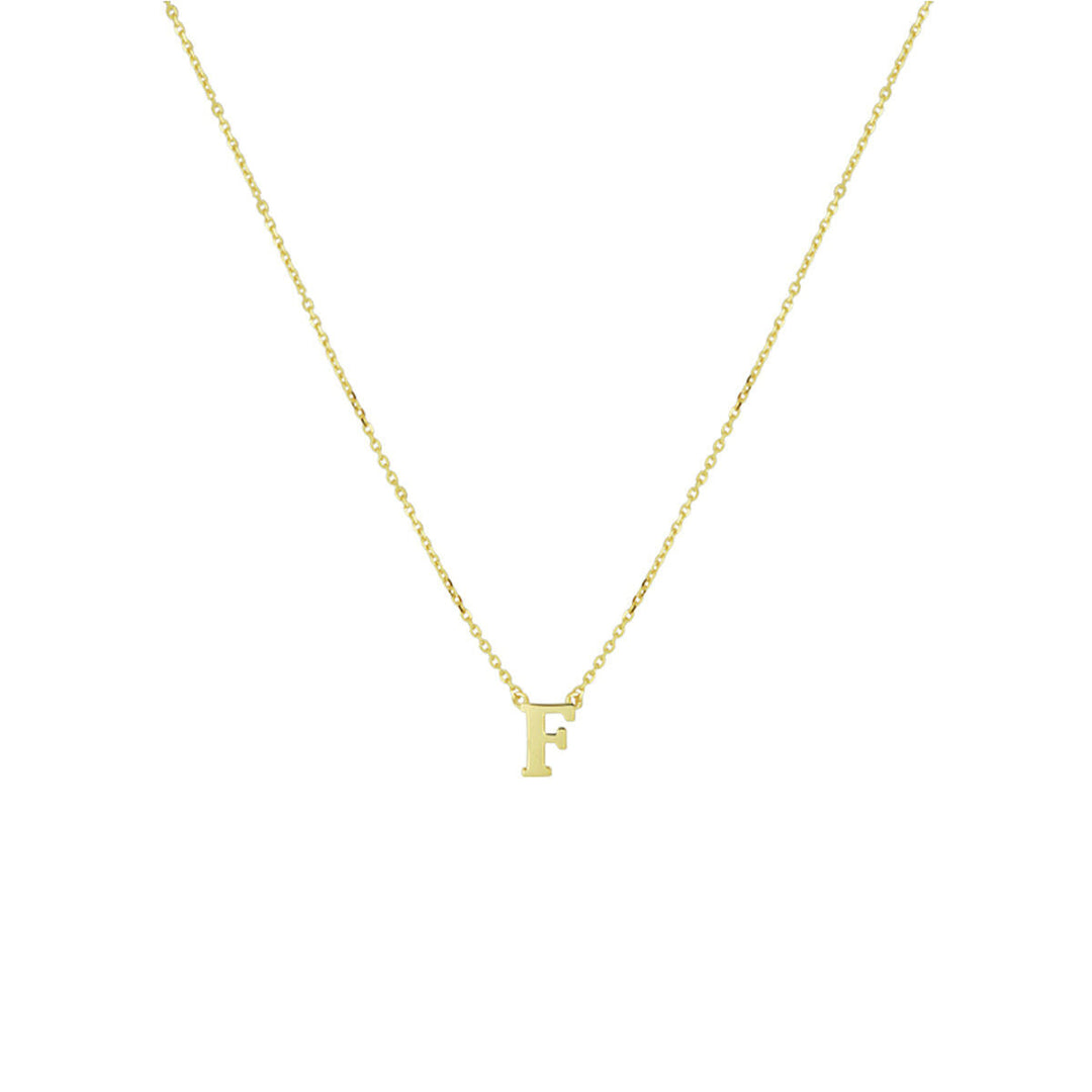 Gouden 14K dames ketting met kleine, gepersonaliseerde letter F hanger van Van der Kooij Collectie, stijlvol gecentreerd op een witte achtergrond-het perfecte sieradencadeau voor dames.