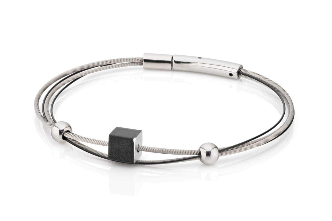 Armband kubusje Zwart A230Z