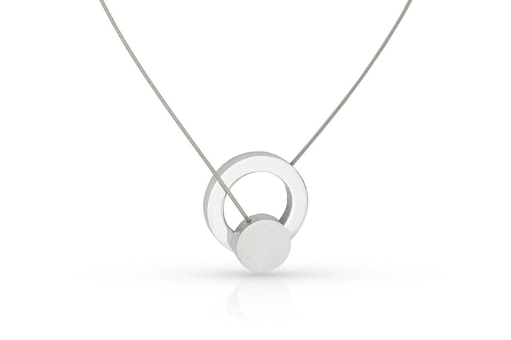 Necklace round and a ring C266