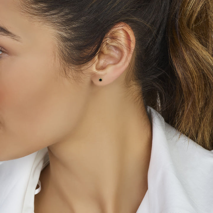 ear studs black zirconia 14K yellow gold