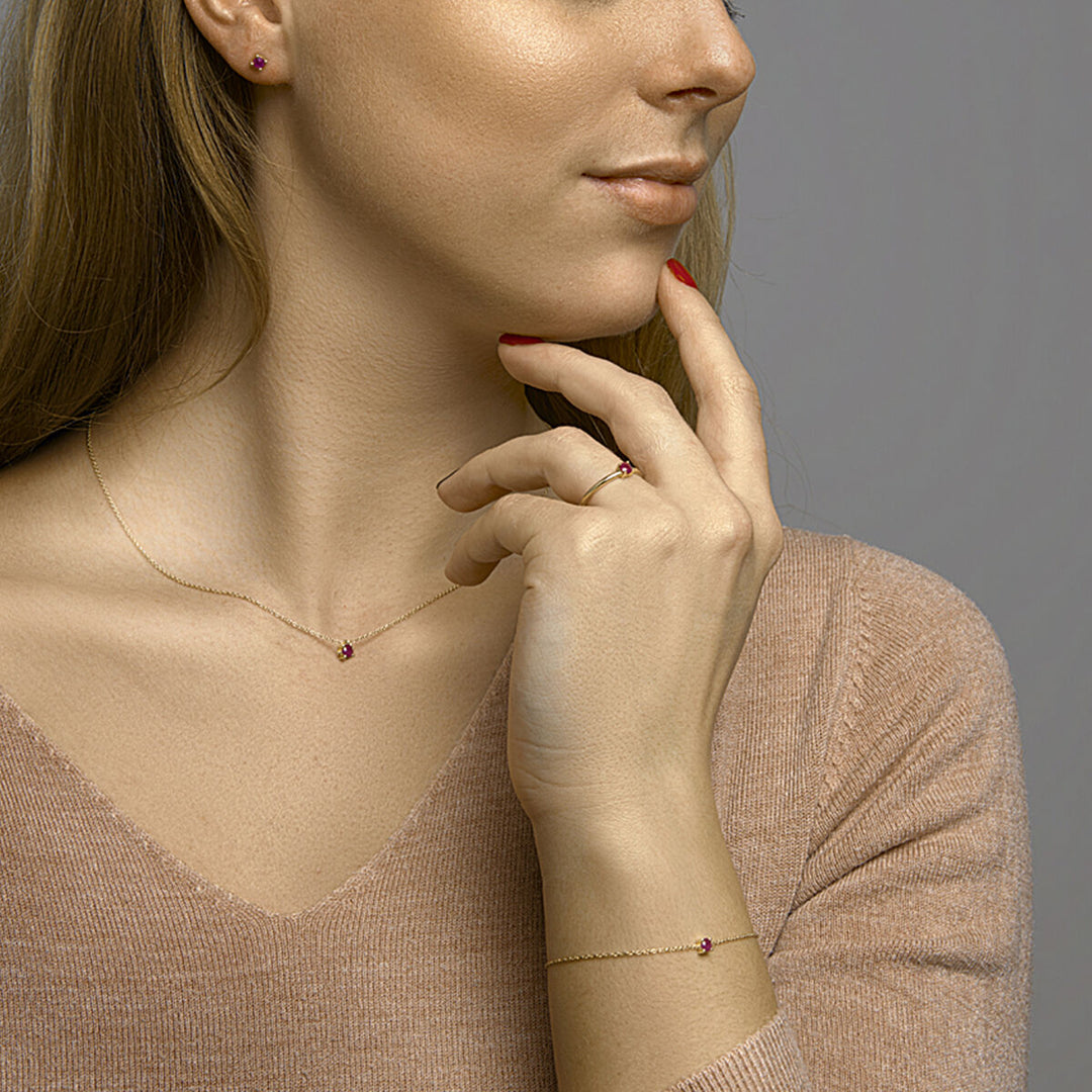 ear studs ruby ​​14K yellow gold