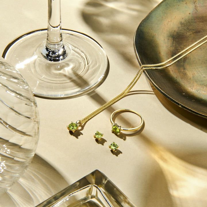 ear studs peridot 14K yellow gold
