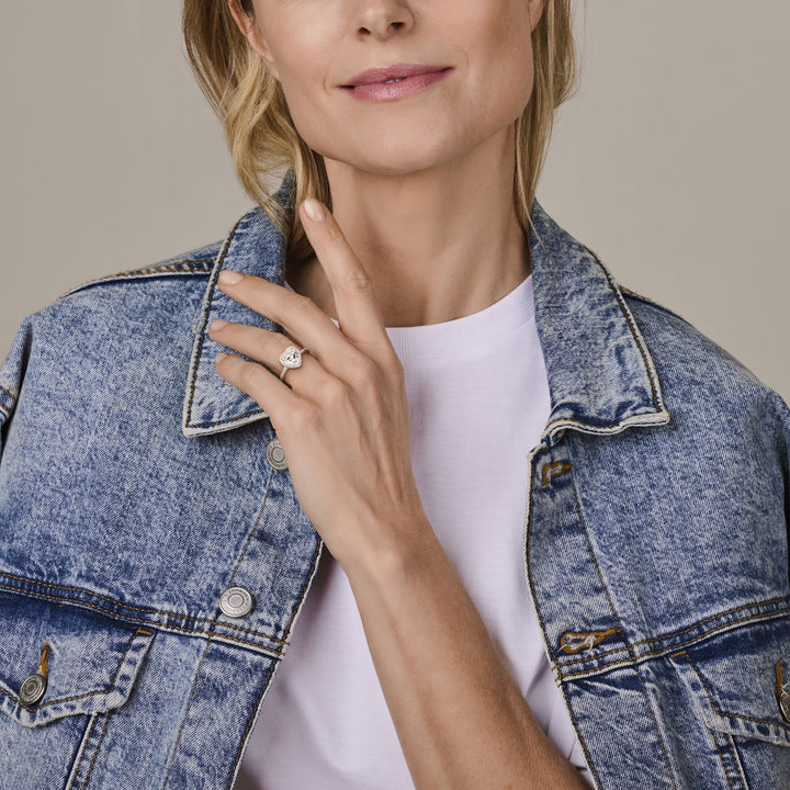 Zilveren dames ring – hartvorm met zirkonia