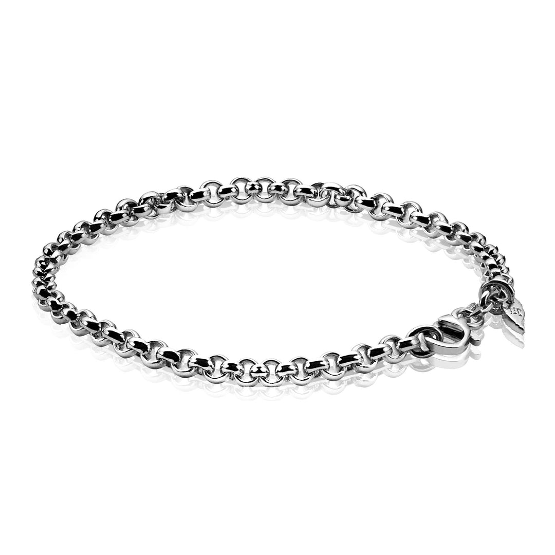 De Zinzi Armband Zilver Zia1009 is voorzien van ronde, 5 mm brede schakels en een delicaat hartvormig bedeltje bij de sluiting, en combineert verfijning met stijl.